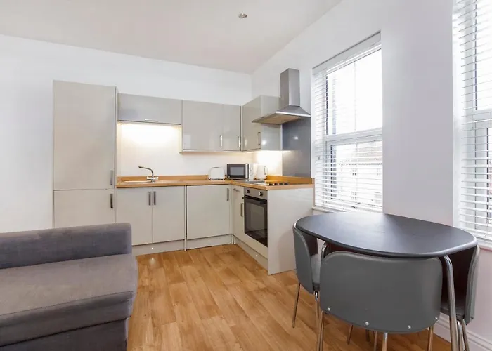 Henry Court 4 Йорк